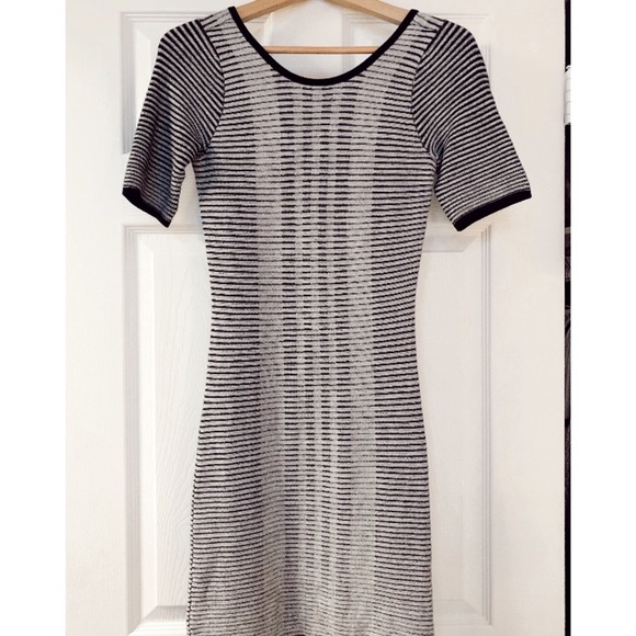 GUESS stripe mid length dress - Picture 4 of 5